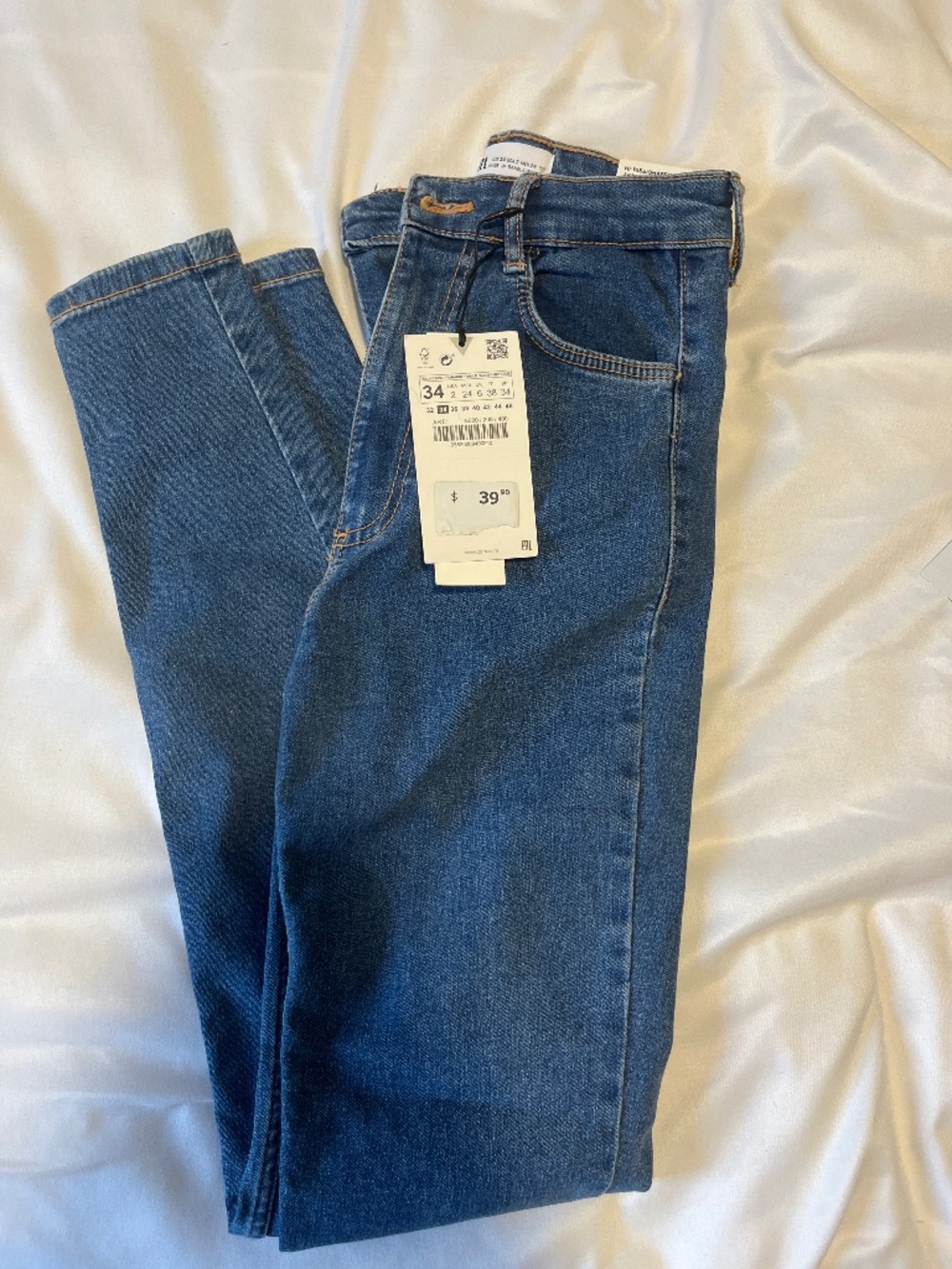 Women’s jeans
